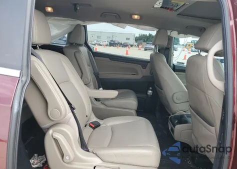 2018 Honda Odyssey Exl z USA, uszkodzony, nr VIN 5FNRL6H70JB066165